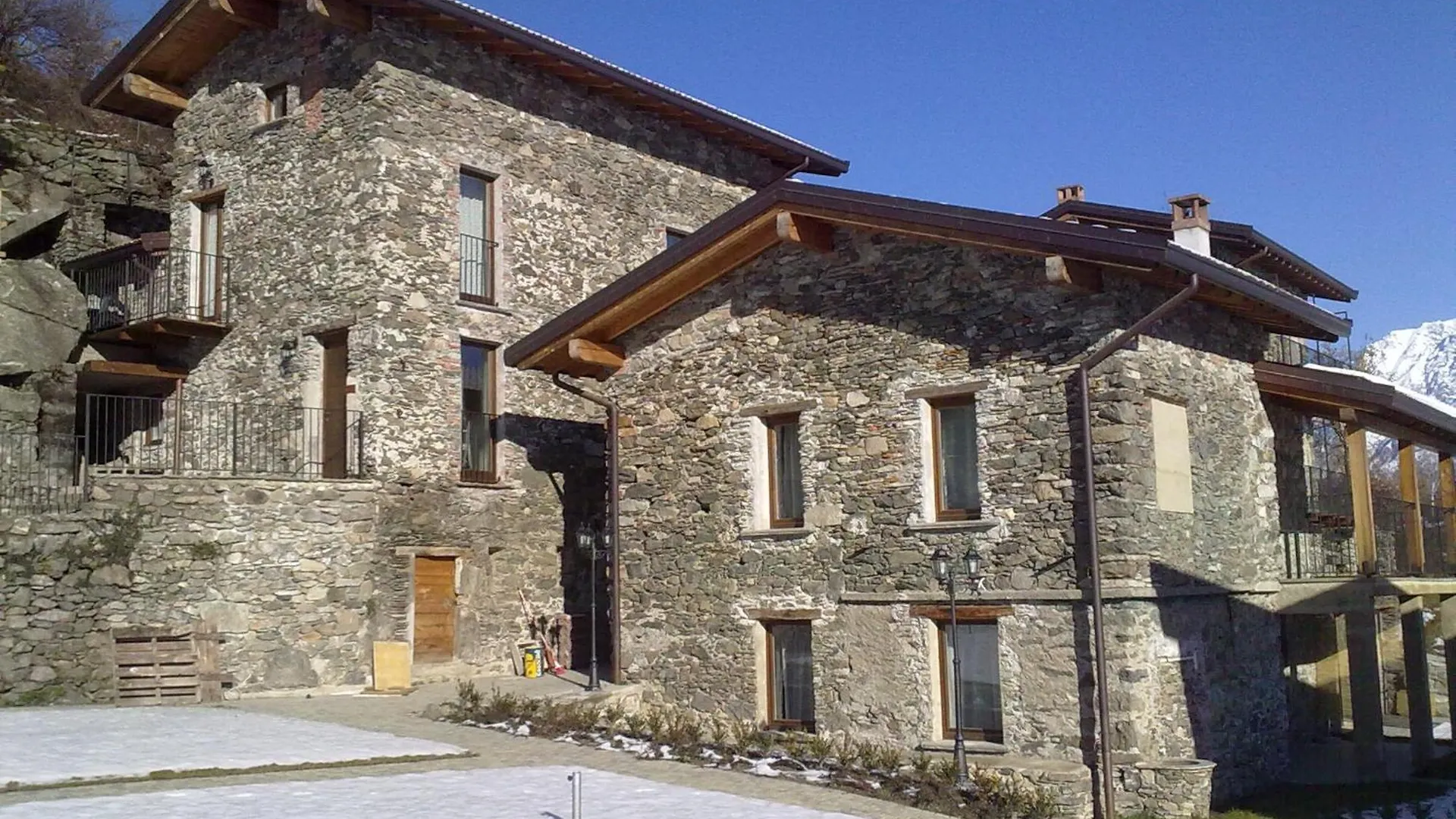 Villa Borgo Erbiola Colico 0*,  Italia