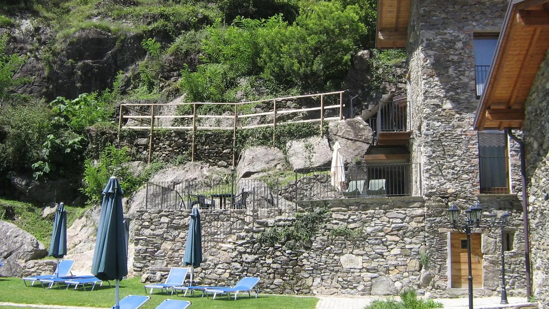 Alloggio per agriturismo Villa Borgo Erbiola Colico Italia
