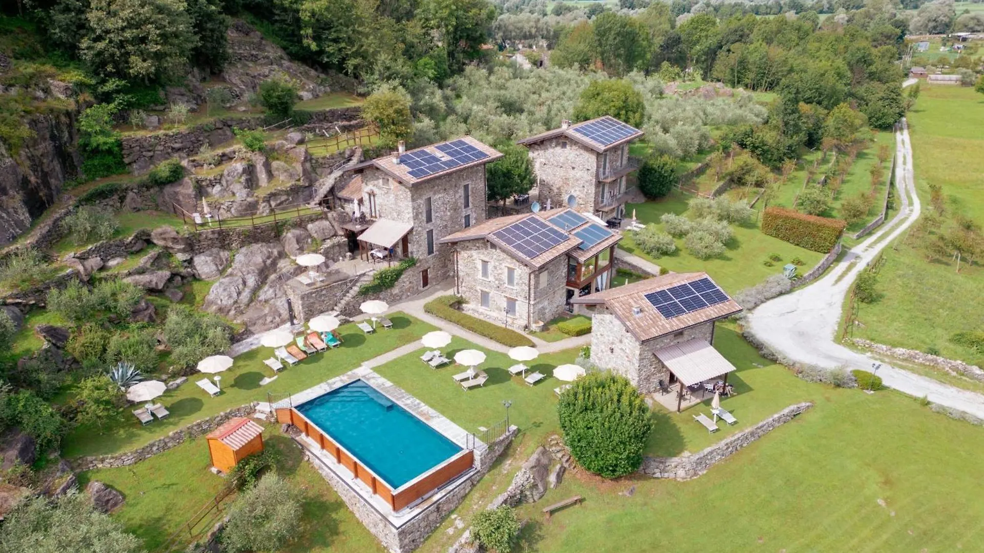 Villa Borgo Erbiola Colico 0*,
