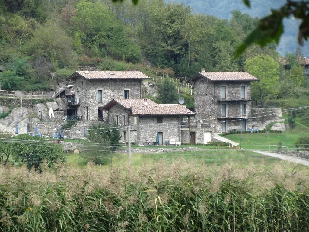 Alloggio per agriturismo Villa Borgo Erbiola Colico