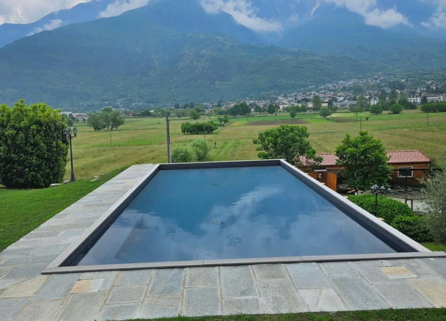Farm stay Borgo Erbiola Villa Colico Italy