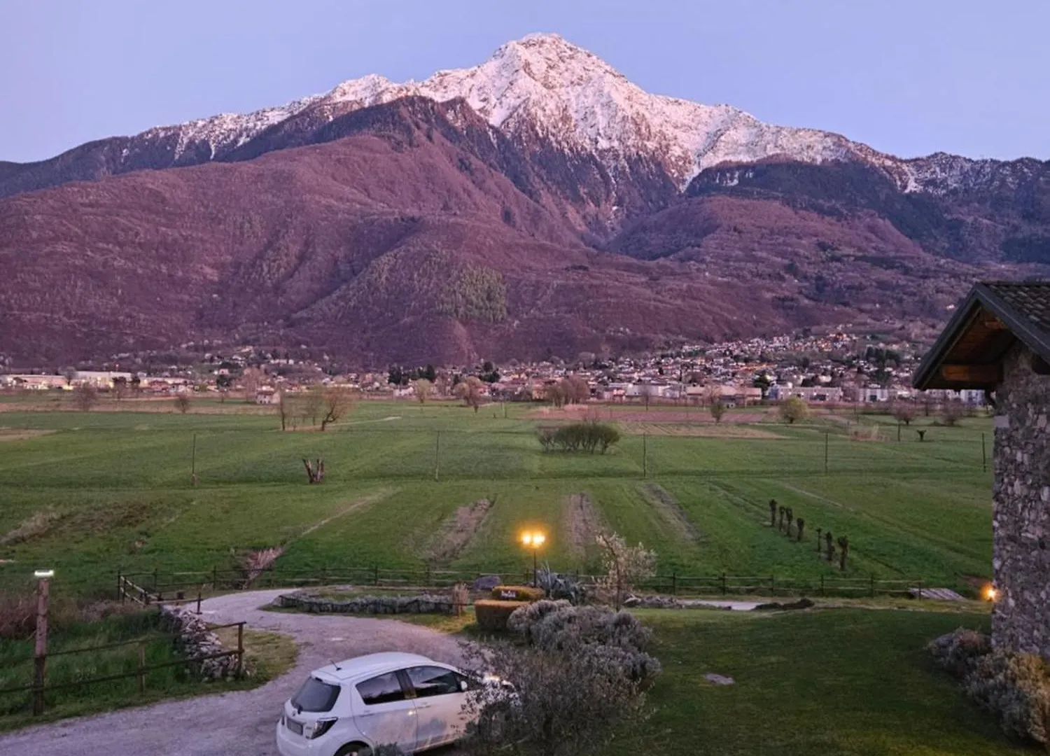 Borgo Erbiola Villa Colico Farm stay