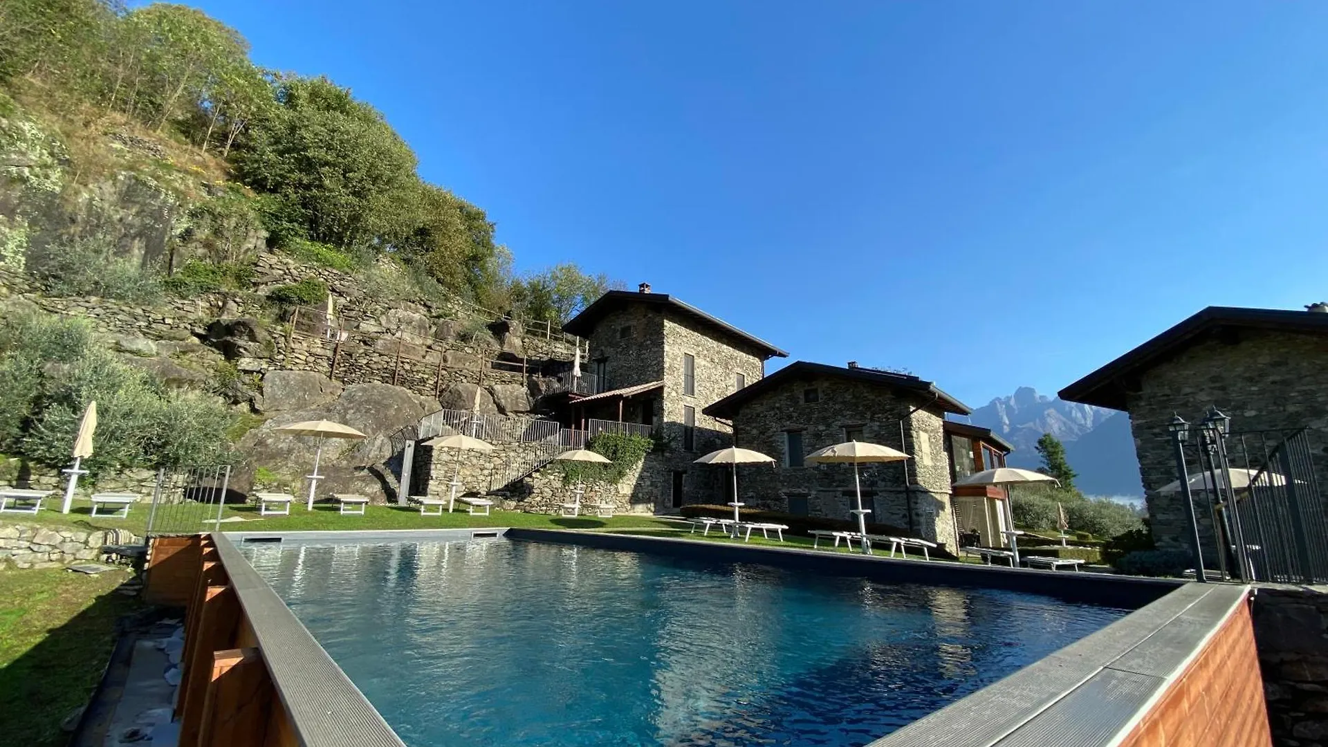 Farm stay Borgo Erbiola Villa Colico Italy