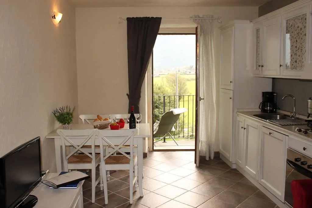 Farm stay Borgo Erbiola Villa Colico